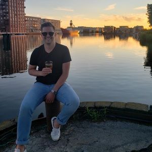 Meet your Posher, Mark